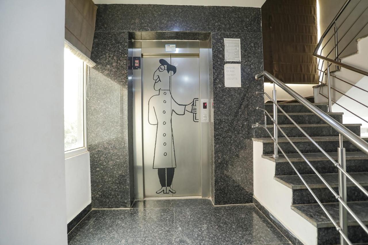 Fabhotel Golden World غازي أباد المظهر الخارجي الصورة
